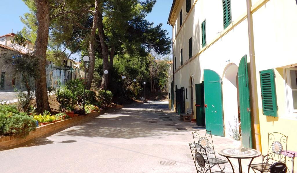 Tenuta Villa Colle Sereno Montemarciano Luaran gambar