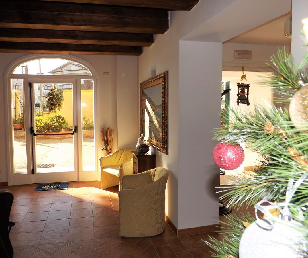 Tenuta Villa Colle Sereno Montemarciano Luaran gambar
