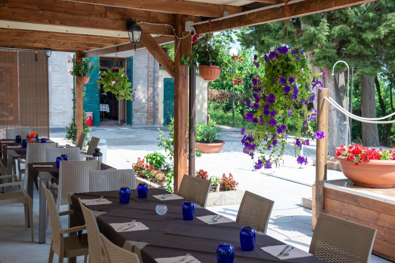 Tenuta Villa Colle Sereno Montemarciano Luaran gambar