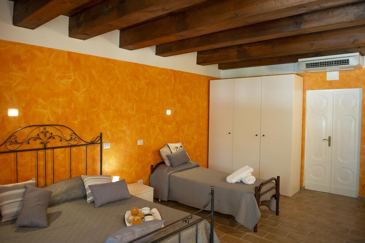 Tenuta Villa Colle Sereno Montemarciano Luaran gambar